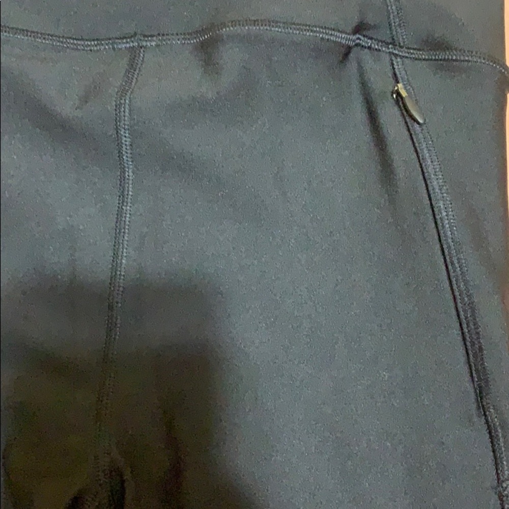 Under Armour leggings - Picture 6 of 9